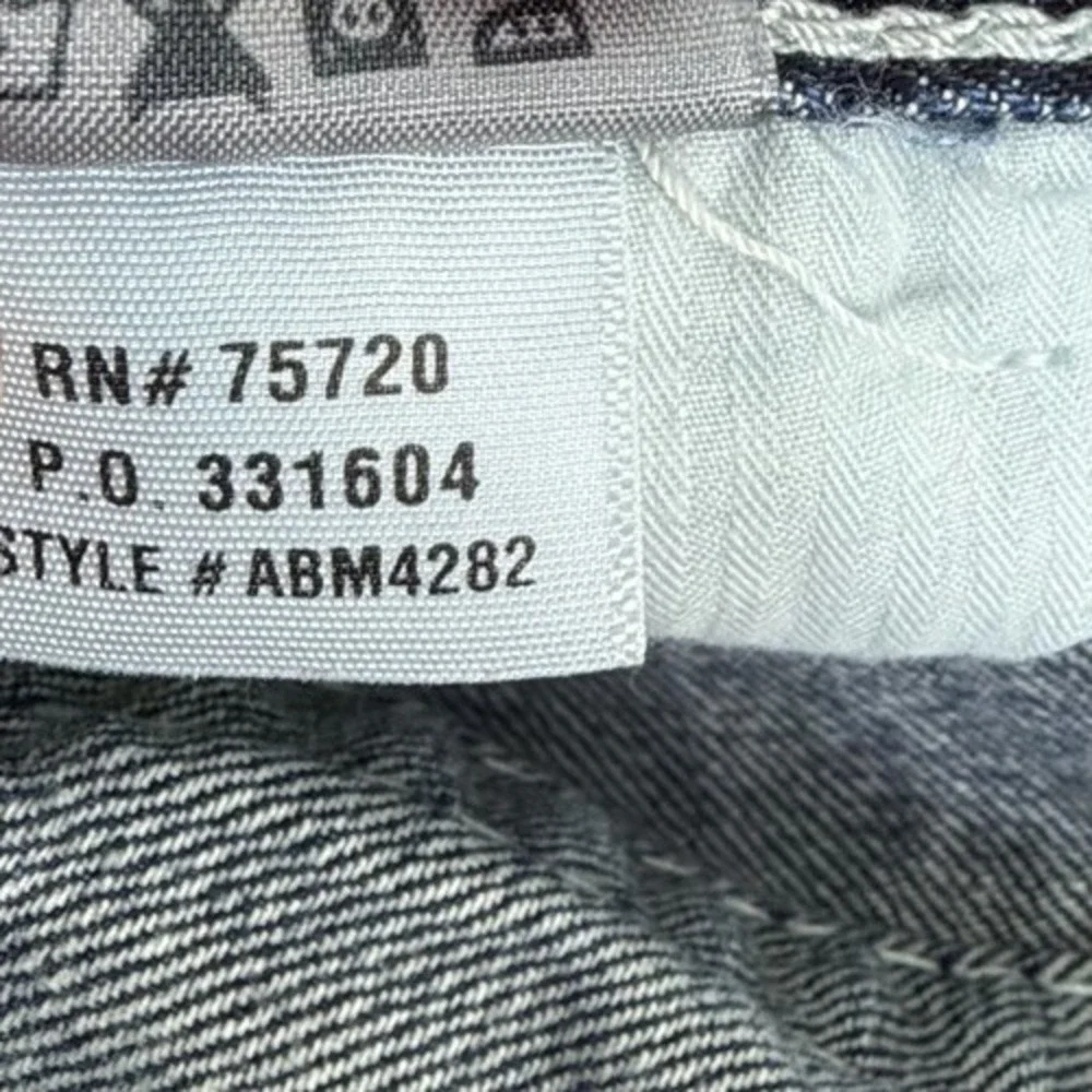 BKE Tyler Men's Jeans Men's Button Fly Jeans Sz 36L 36x33.5 Whiskering Fade‎